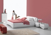 Apvalių formų lova Laurent
